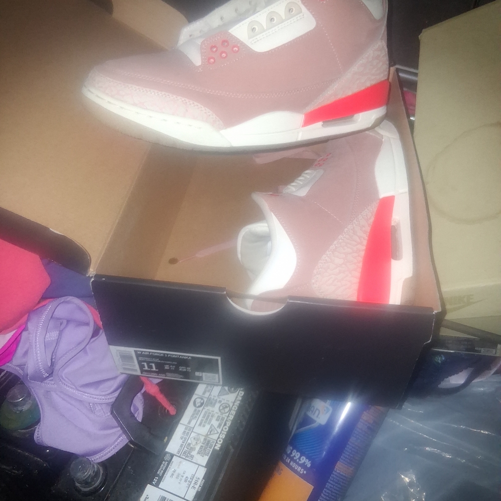 Jordan Athletic Shoes in Pink and White